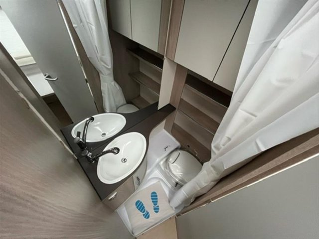 Burstner Caravane PREMIO - Photo 4