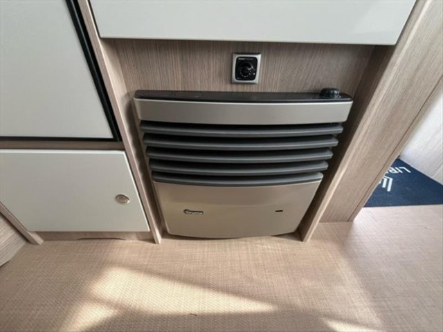 Burstner Premio 395 TS - Photo 8