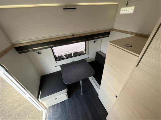 Silver Caravane EXCLUSIVE - Photo 3