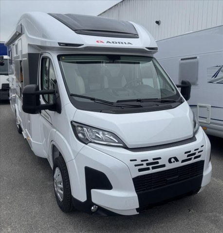 Adria Matrix Axess 650 DC