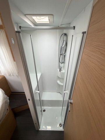 Adria Matrix Axess 650 DC 60 ans - Photo 8