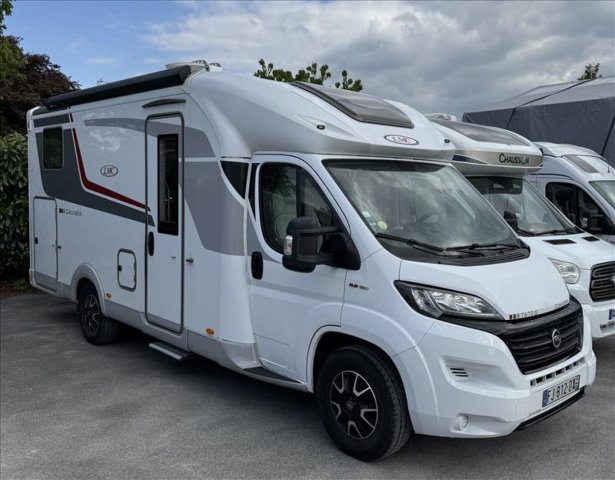 LMC Cruiser Comfort T 672 G T672G - Photo 1