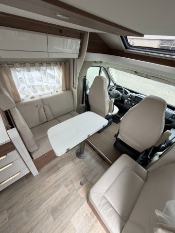 Pilote P 746 FC Essentiel - BVA - Photo 4