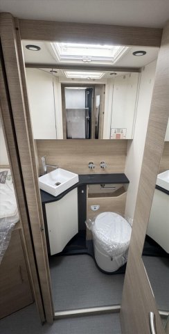 Rapido 666 F - Photo 8