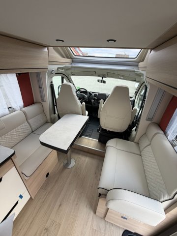 Rapido 696 F 696F 65 ans - Photo 5