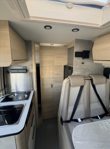 Rapido Van V55 V 55 - Photo 14