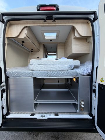 Rapido Van V55 - Photo 3