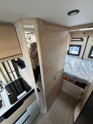 Rapido Van V55 - Photo 8