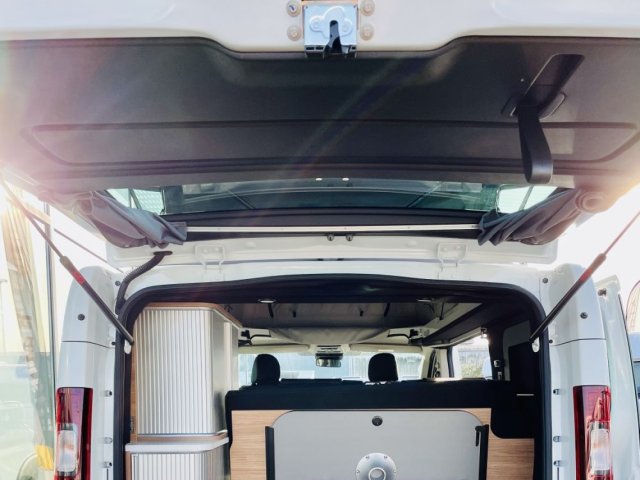 Bavaria MC 504 BF MINI CAMP - Photo 11