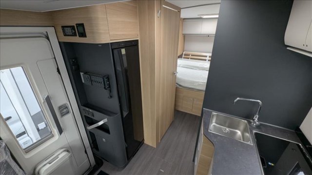 Adria Matrix Axess 650 DC - Photo 5