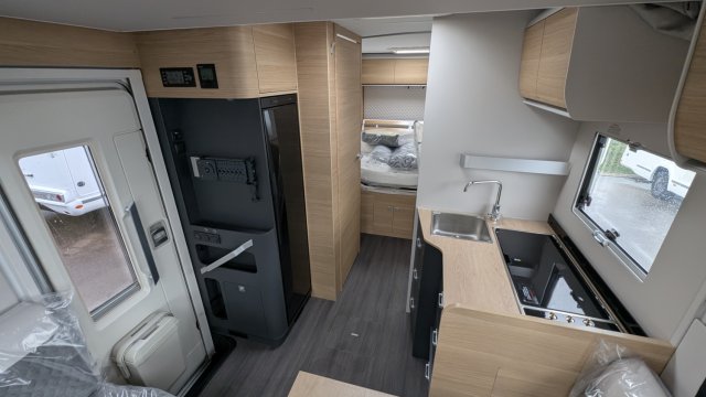 Adria Matrix Axess 650 DC 60 ANS - Photo 4