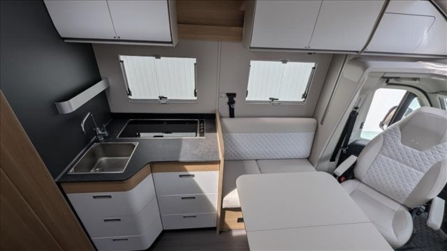 Adria Matrix Plus 670 DC - Photo 3