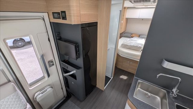 Adria Matrix Plus 670 DC - Photo 4