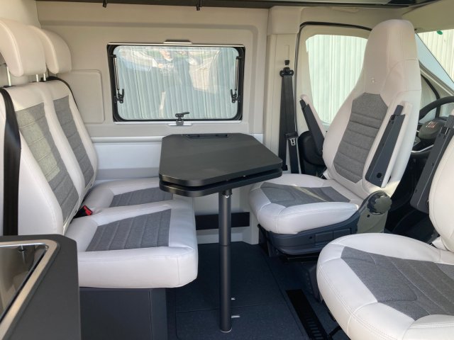 Adria Twin 640 SGX 60 ANS - Photo 10