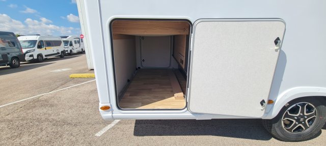 Bavaria Initial I740FC Nomade - Photo 11