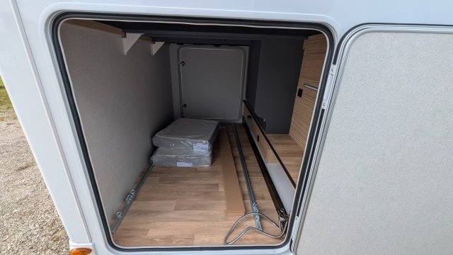 Bavaria Initial I740FGJ Nomade - Photo 3