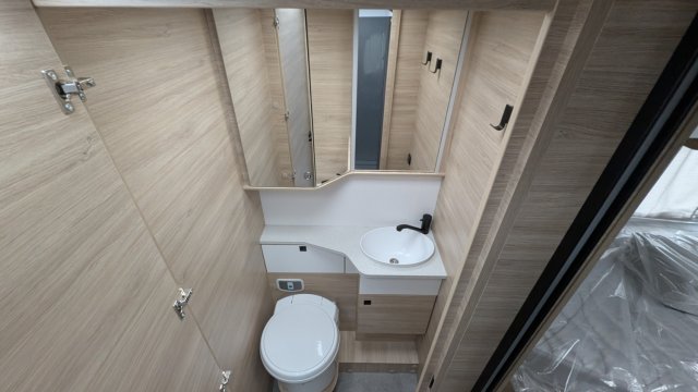 Challenger 317 Ultimate Edition - Photo 3