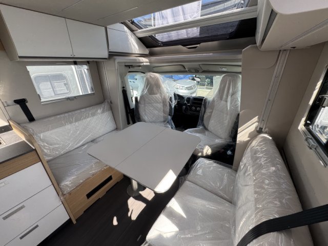 Adria Matrix Plus 670 DC - Photo 2