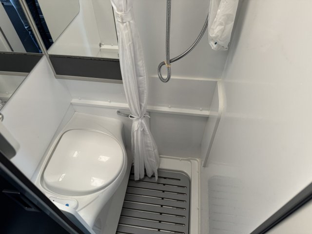Bavaria K630J k630 j - Photo 8