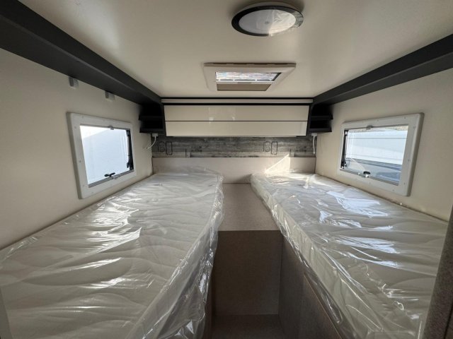 Mc Louis MC4 Slim 339 25ans boite auto - Photo 6