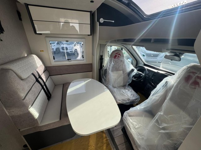 Mc Louis MC4 Slim 339 25ans boite auto - Photo 9