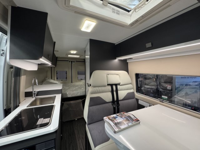 Mc Louis Menfys Van 3 S-Line - Photo 3