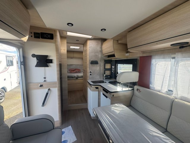 Rapido 696 F 65 Ans 696f édition 65e anniversaire - Photo 3