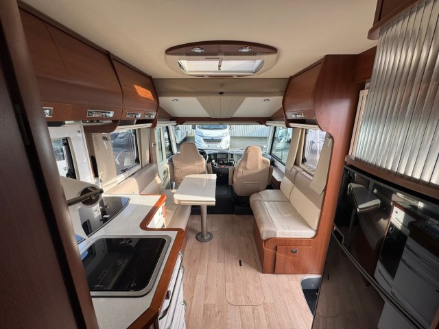 Rapido 8066 DF boite automatique - Photo 5