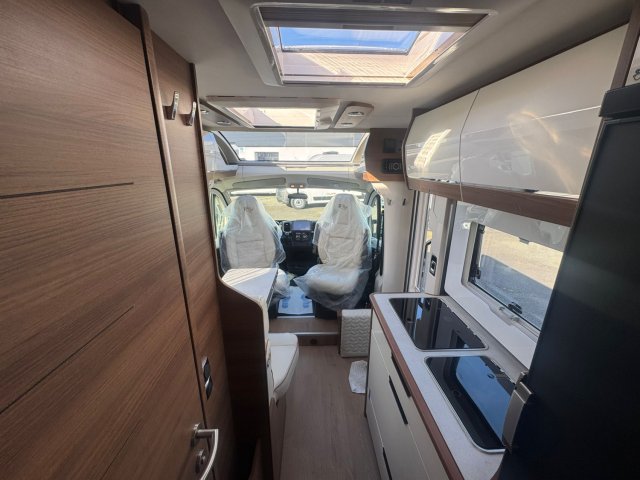 Rapido C55 edition 65 ans - Photo 4