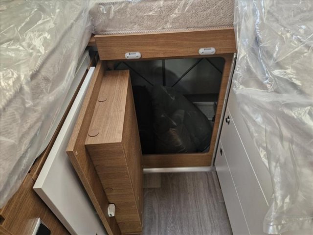 Benimar Mileo 268 - Photo 12