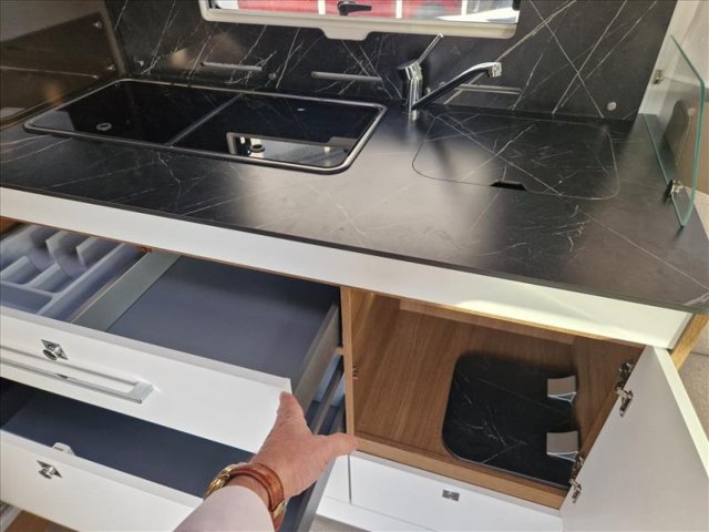 Benimar Mileo 268 - Photo 16