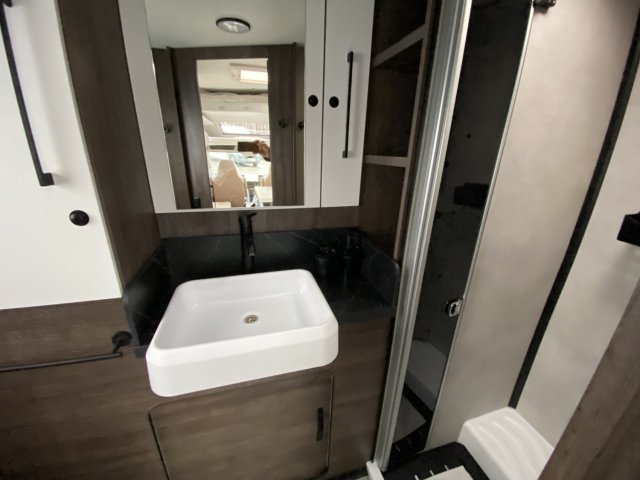 Benimar Tessoro 488 - Photo 9