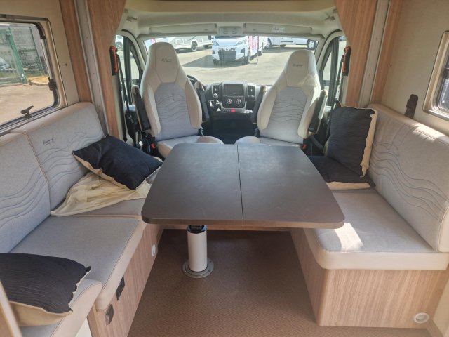 Burstner Delfin T 680 G - Photo 6