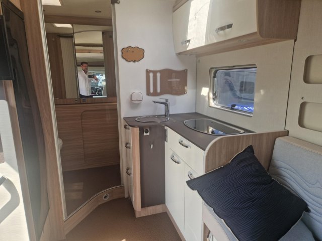 Burstner Delfin T 680 G - Photo 8