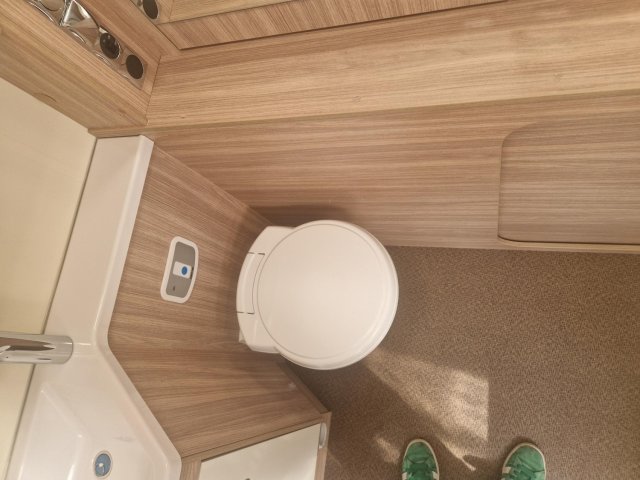 Burstner Delfin T 680 G - Photo 10