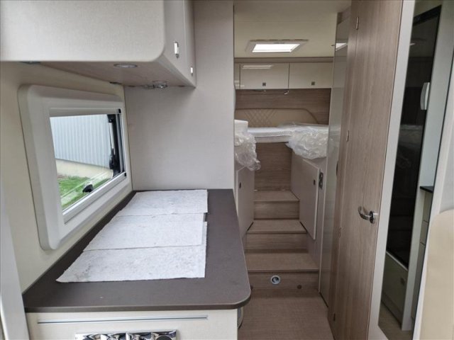 Burstner Lineo T 690 G - Photo 6