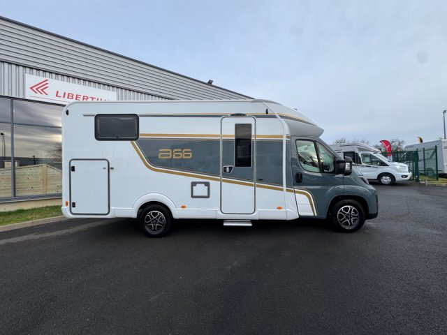 Burstner Lyseo Td 690 B66 - Photo 2