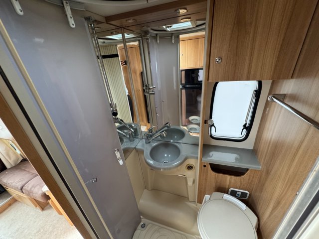 Challenger Genesis 56 - Photo 9