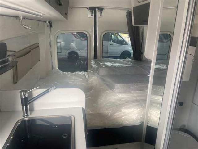 Font Vendome Forty Van FORTYVAN 4X4 - Photo 5