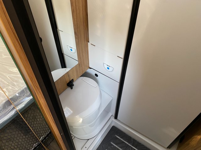 Font Vendome Leader Camp Elegance - Photo 10