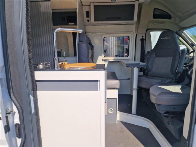 Font Vendome Rando Van - Photo 5