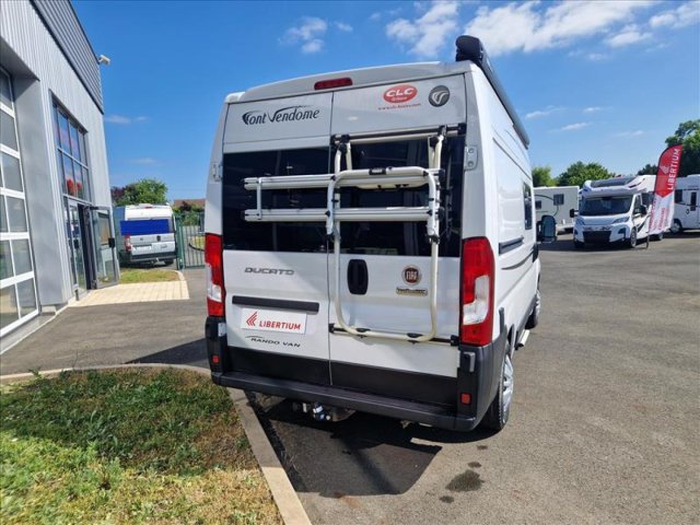 Font Vendome Rando Van - Photo 3