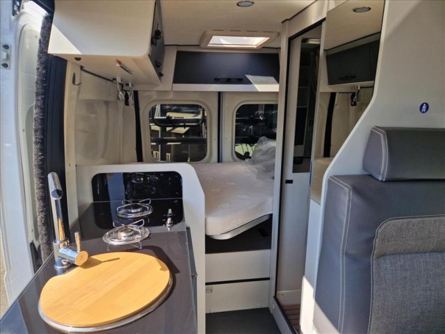 Font Vendome Rando Van - Photo 10