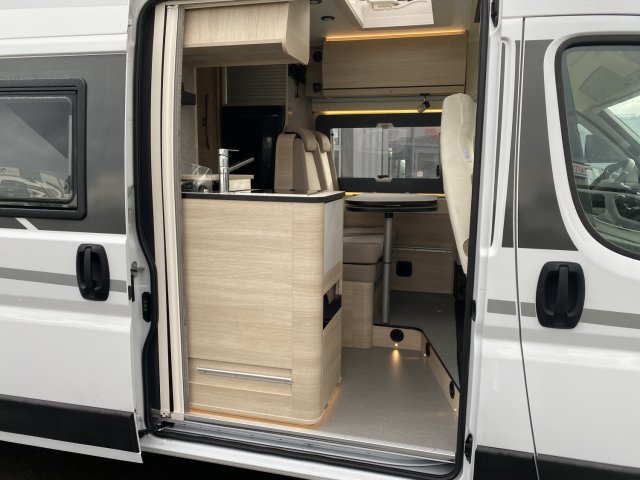 Rapido Van V55 - Photo 5