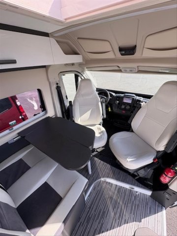 Mc Louis Menfys Van 3 S-Line Matic - Photo 4