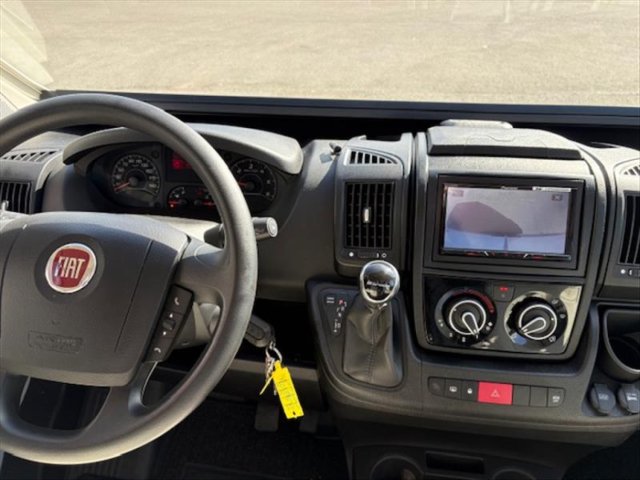 Mc Louis Menfys Van 3 S-Line Matic - Photo 3