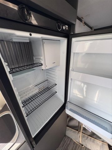 Mc Louis Menfys Van 3 S-Line Matic - Photo 7