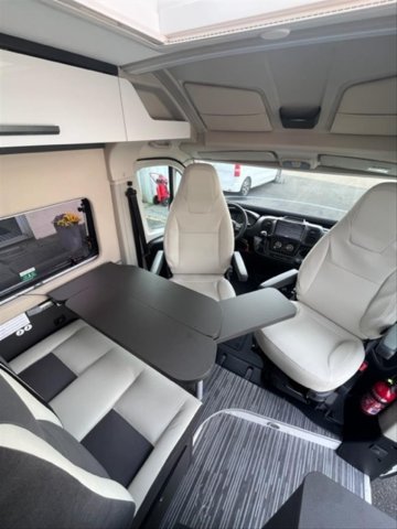 Mc Louis Menfys Van 4 S-Line Matic 4CS - Photo 3