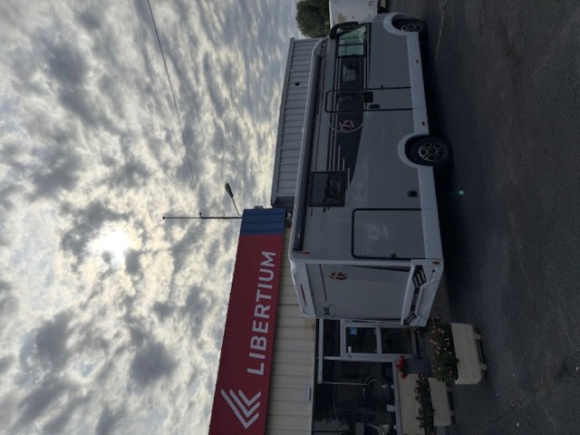 Mc Louis Nevis 881 25 EDITION - Photo 2