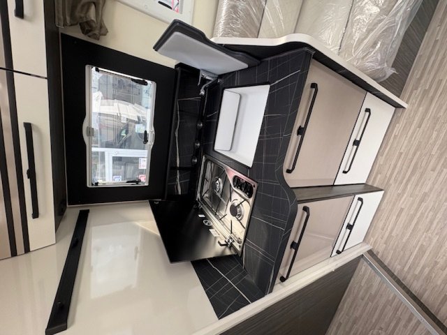 Mc Louis Nevis 881  25 EDITION - Photo 6